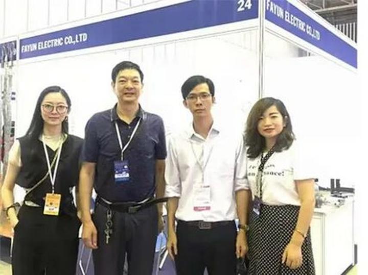 Cảnh báo cháy nổ: Hotspot Matrix và củ sạc điện thoại